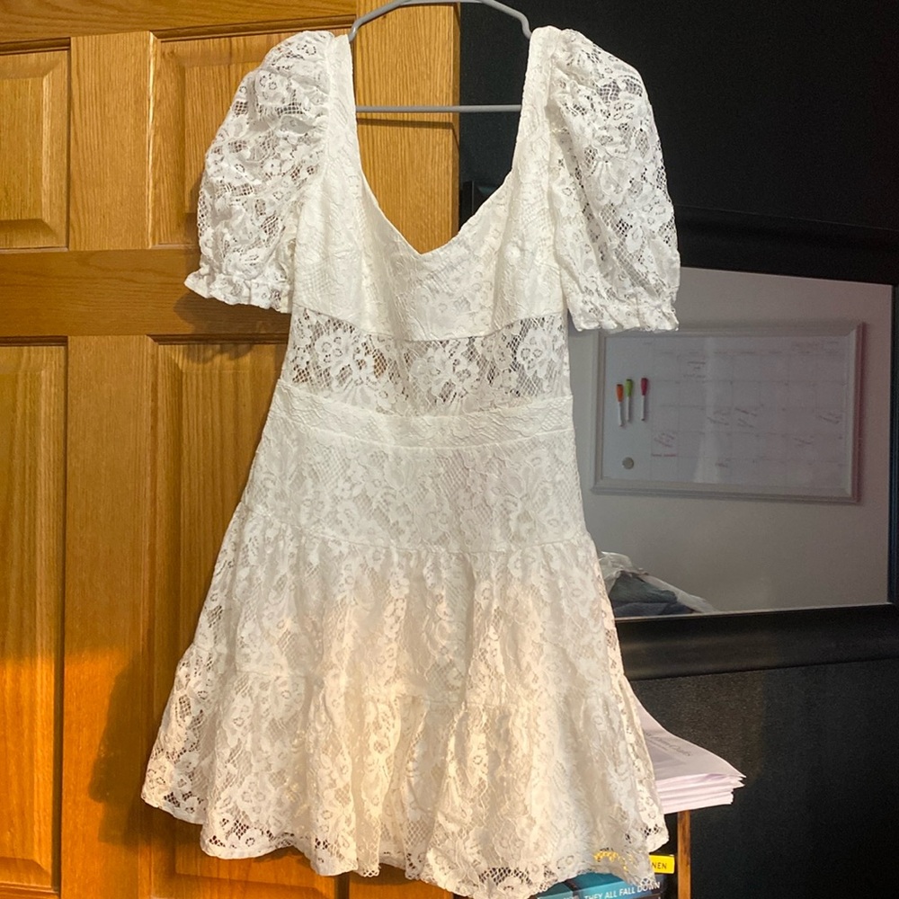 NWT Hello Molly lace bridal dress